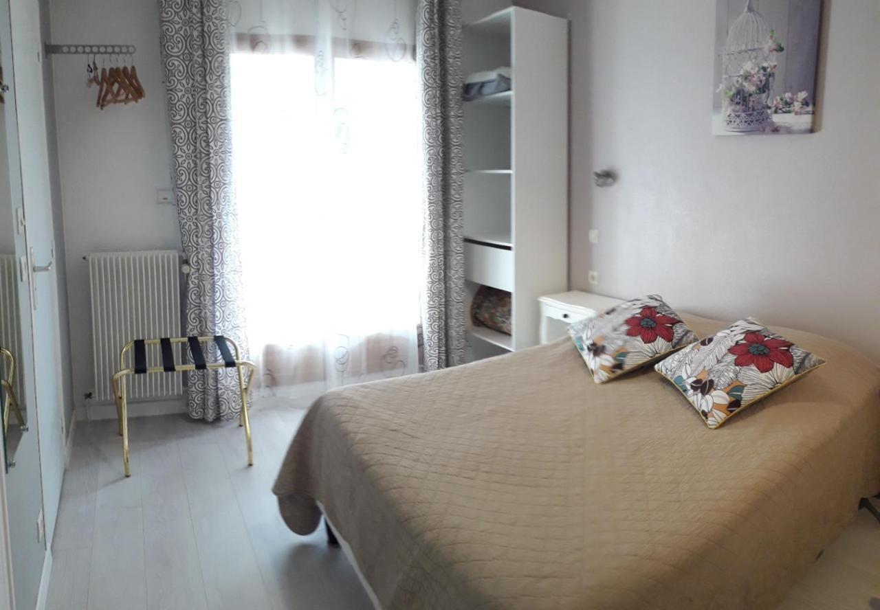 Hotel Le Chatelet Сен-Поль-де-Фенуйе Экстерьер фото
