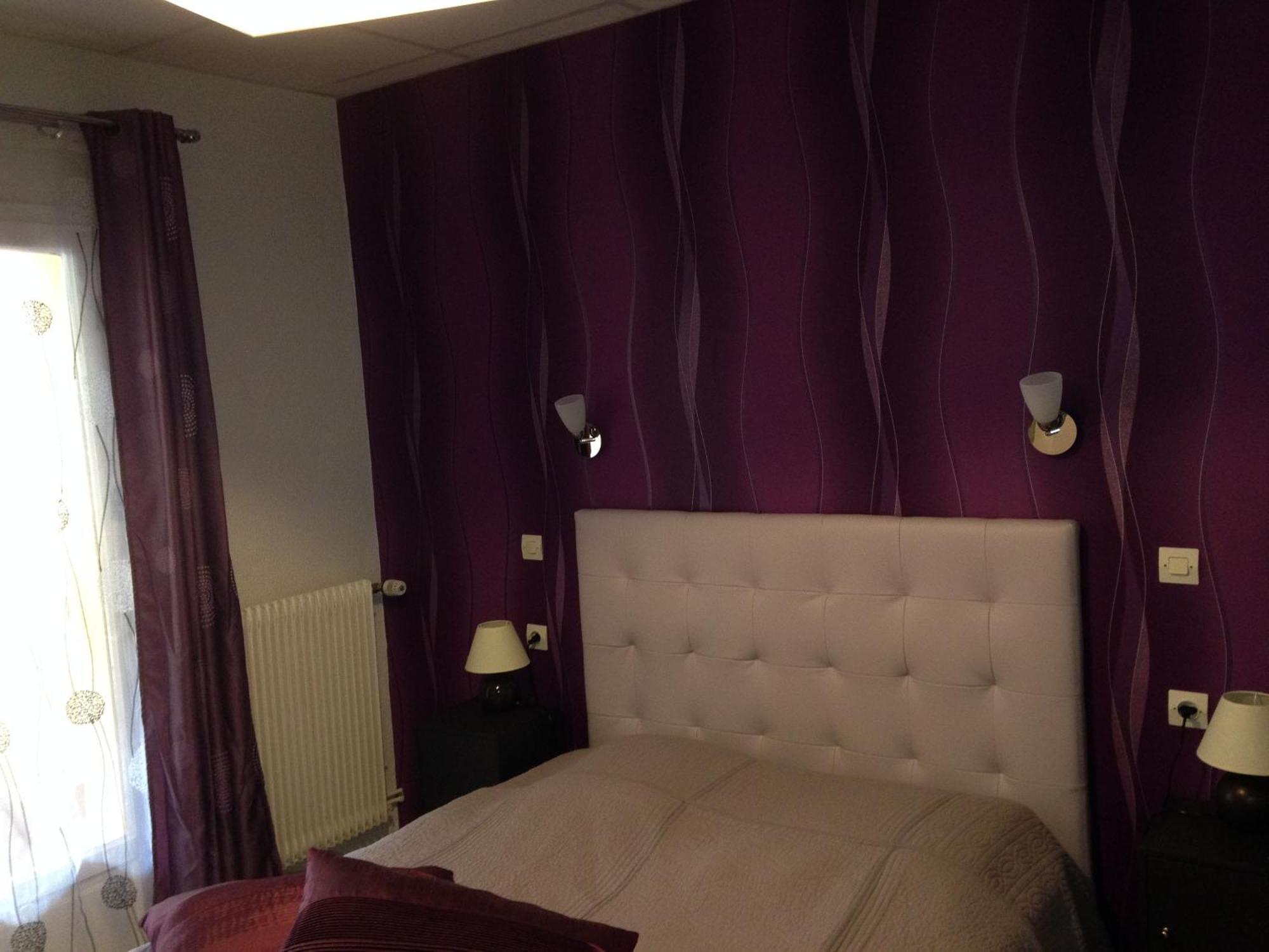 Hotel Le Chatelet Сен-Поль-де-Фенуйе Экстерьер фото